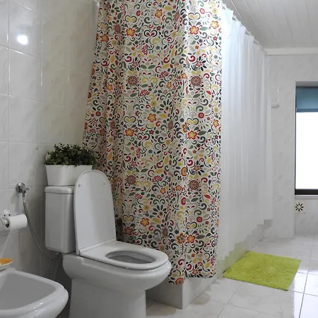 Holiday home Casa Do Terraco By Madrabica Peniche