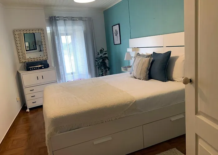 Casa Do Terraco By Madrabica Holiday home *